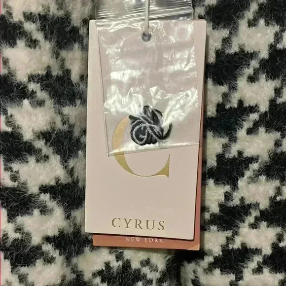 Chico's Black and White Houndstooth Women's Jacket - Picture 2 of 5